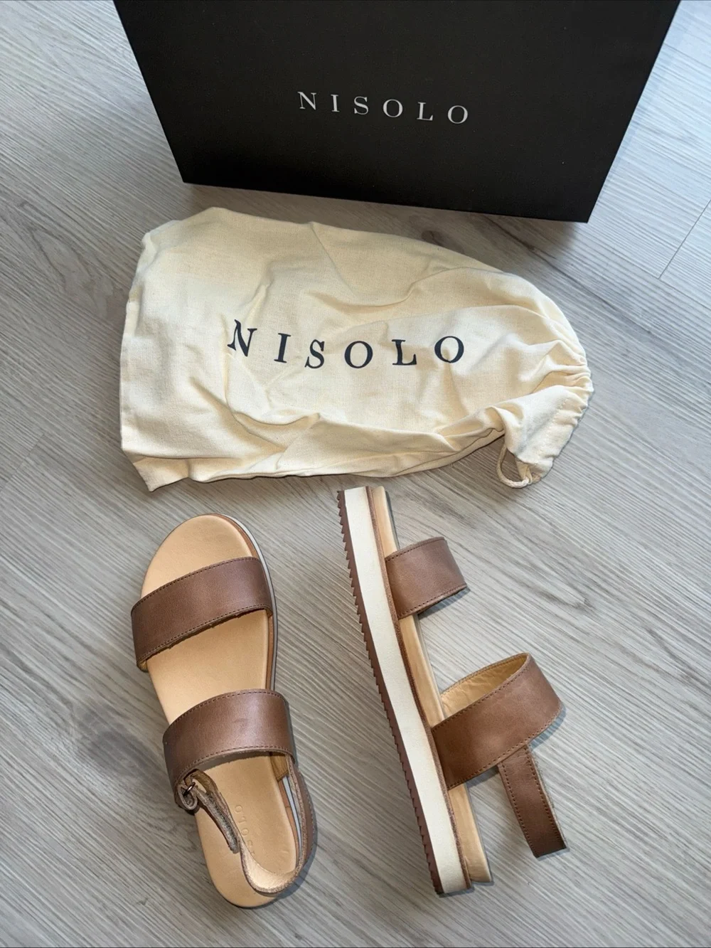 Nisolo smooth leather